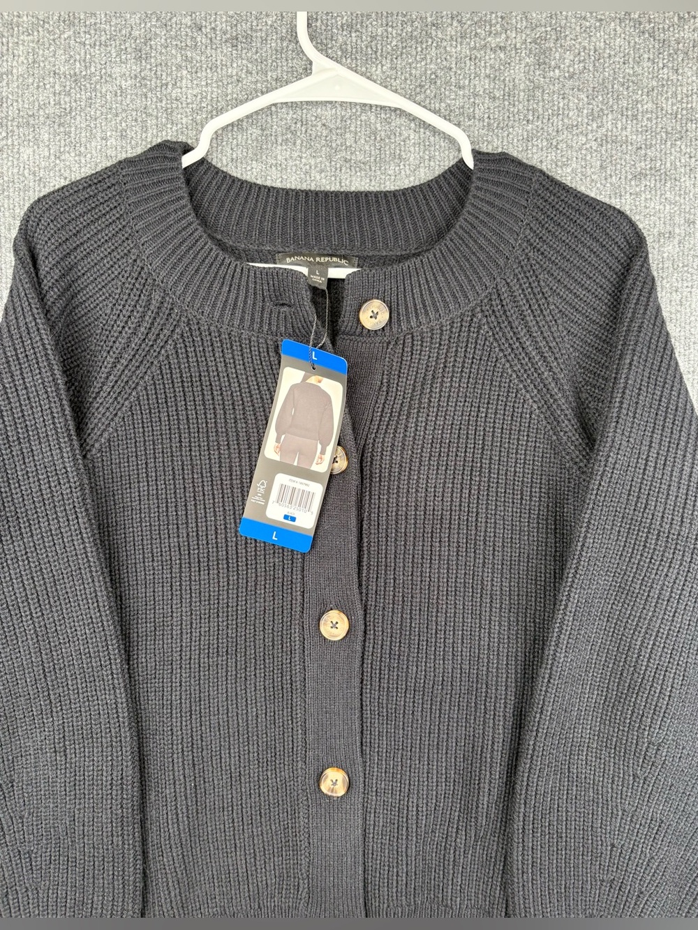 NWT Banana Republic Women's Button Front Cardigan Black L knit - Picture 2 of 7